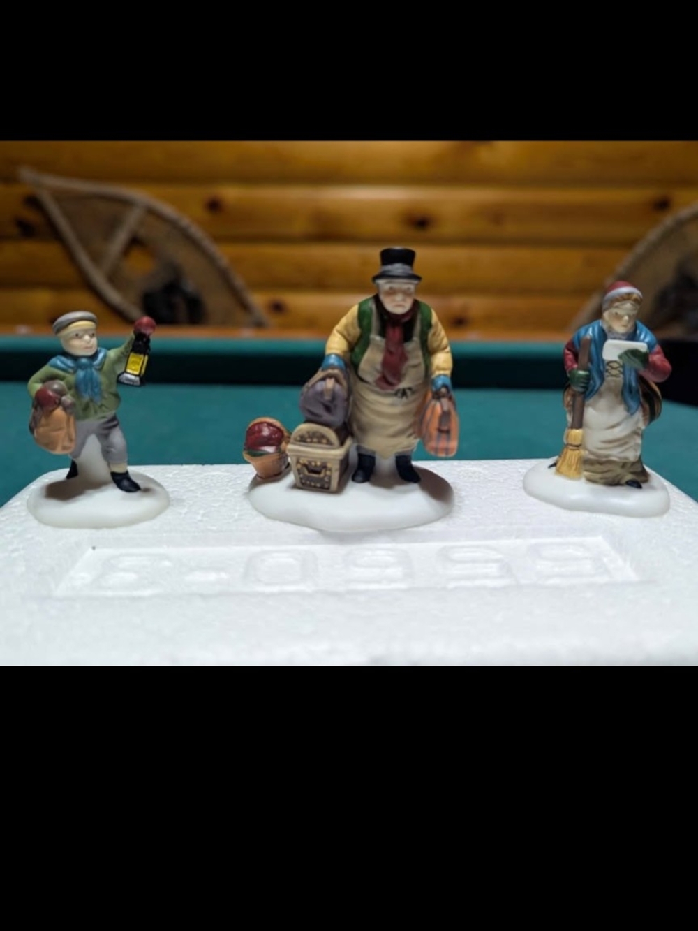 Department 56 - Heritage Village Collection - Come Into The Inn